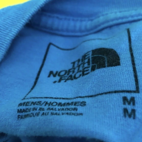 The North Face Men's Blue Tee Shirt Size Medium - Picture 2 of 4